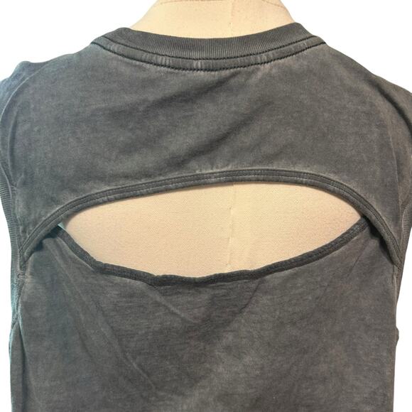 Athletic Carbon Gray Women Cut Out Back Crewneck Muscle Tank Top Shirt SZ XL - Picture 6 of 8
